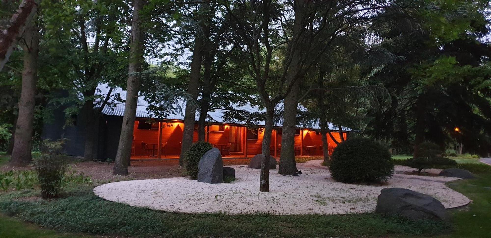 Zanka Vizparti Ueduelo Hotel Bagian luar foto