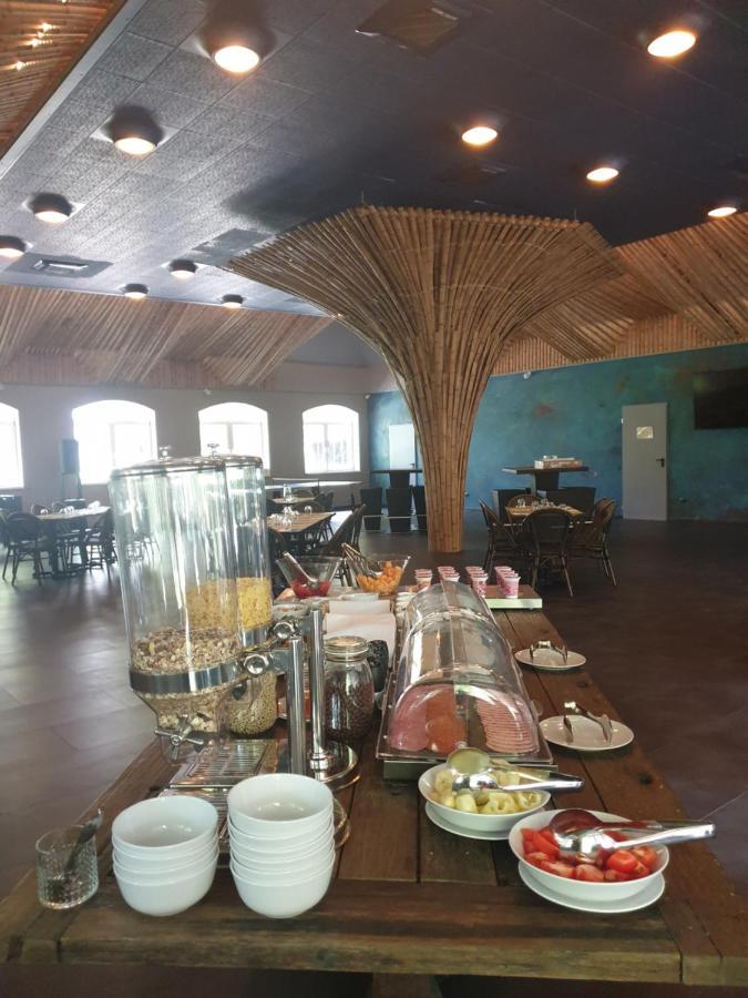 Zanka Vizparti Ueduelo Hotel Bagian luar foto