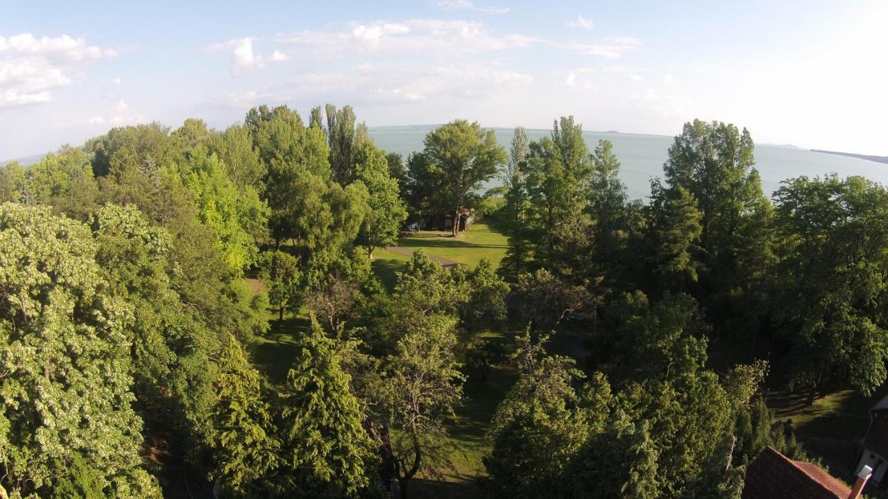 Zanka Vizparti Ueduelo Hotel Bagian luar foto